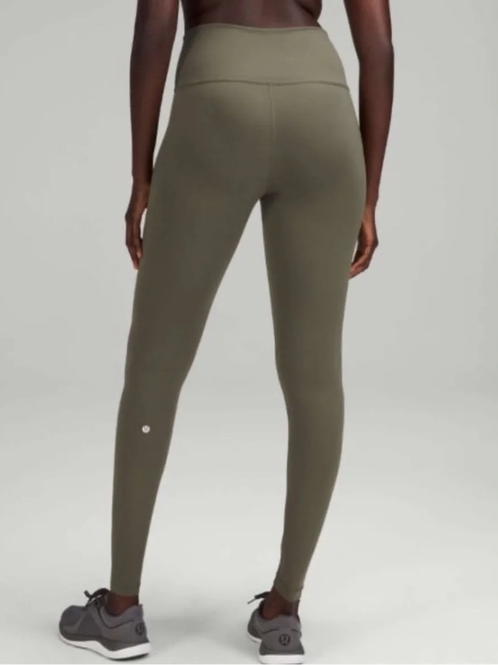 EUC Lululemon Matching Set. Size 6